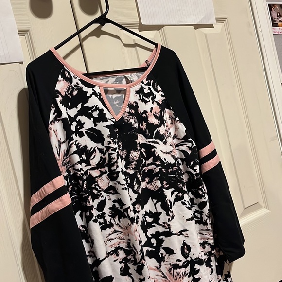 Fasten clothes - Picture 2 of 4